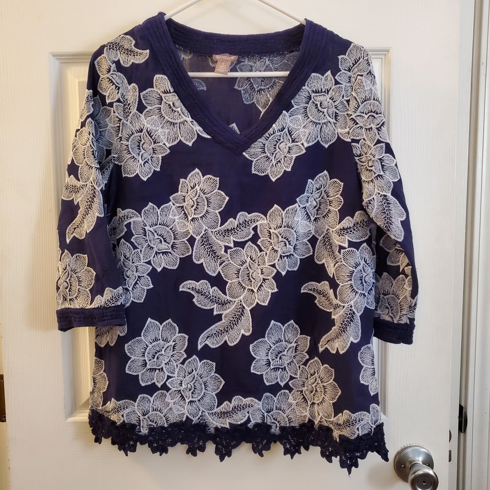 Chico's sz 1 blue/white embroidered tunic top boho garden casual lightweight
